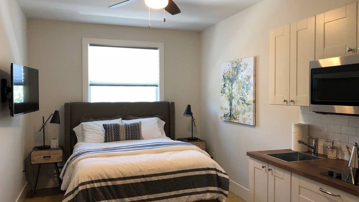 Downtown San Jose Apartment | 307-Centrally Located Studio Apt. in San Jose City