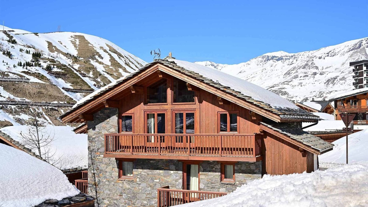 Le Lavachet Ski Chalet | 30m des Remontées | Chalet 12p + Sauna et Jacuzzi