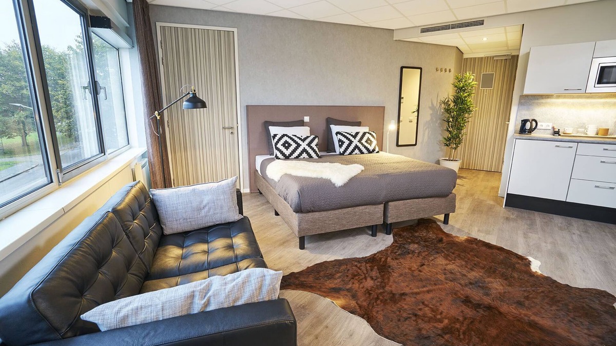 Badhoevedorp Apartment | 30m2 Studio | Near Amsterdam & Schiphol