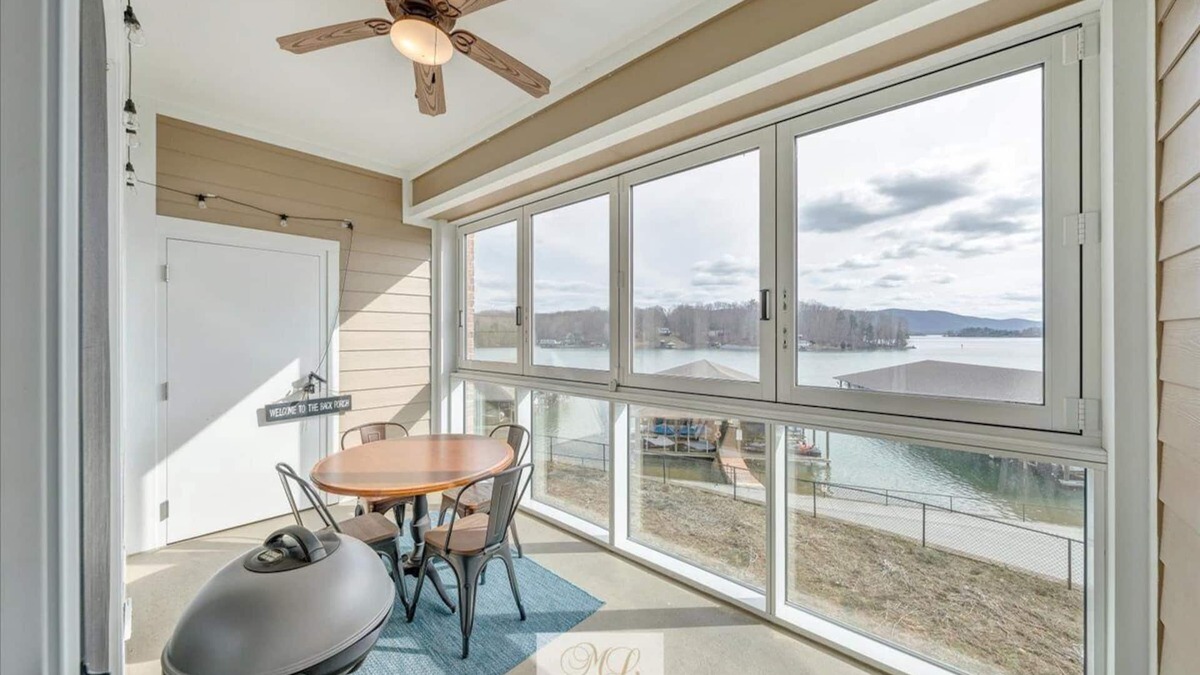 Huddleston Apartment | #312 Pointe - 2 Bedroom Lakefront Condo at Mariners SML