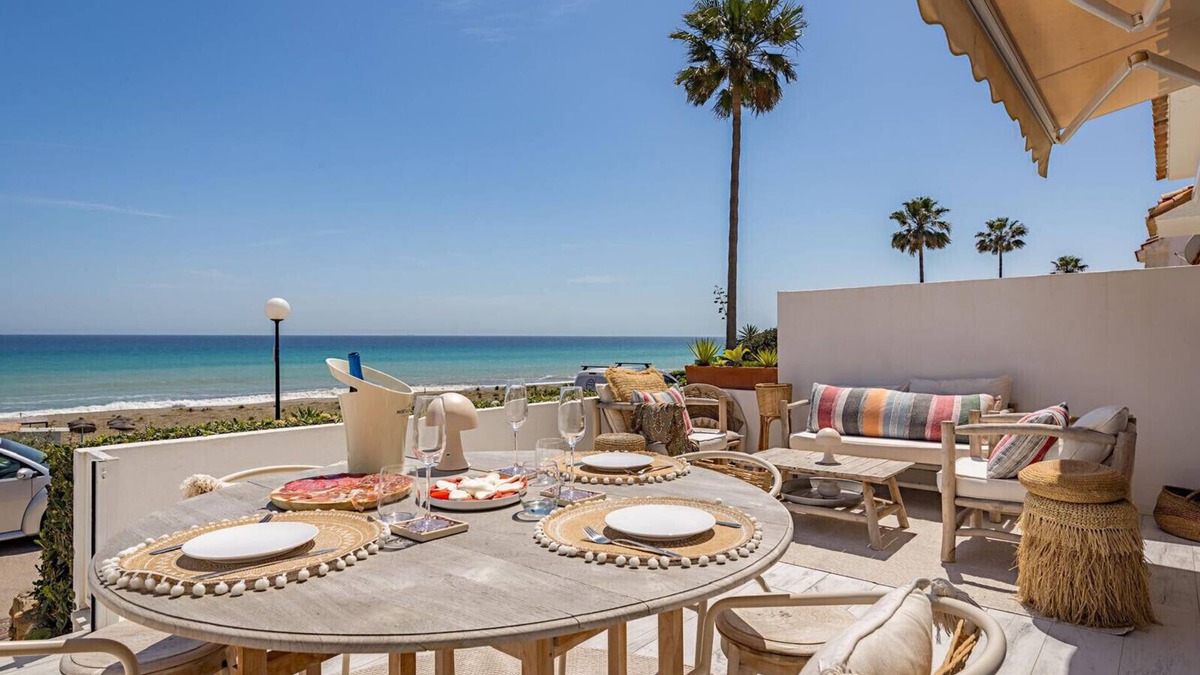 Manilva Ski Chalet | 3128 Beachfront Casa Luna in Aldea Beach