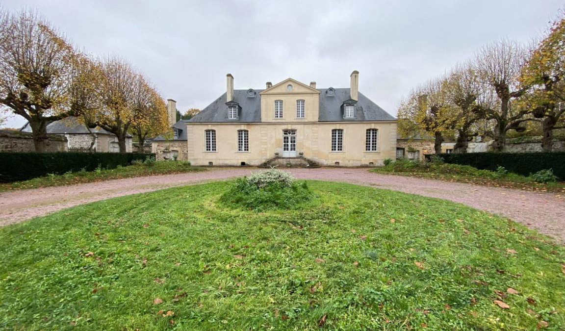 Feuguerolles-Bully House | 320 m² House ∙ 8 bedrooms ∙ 15 guests