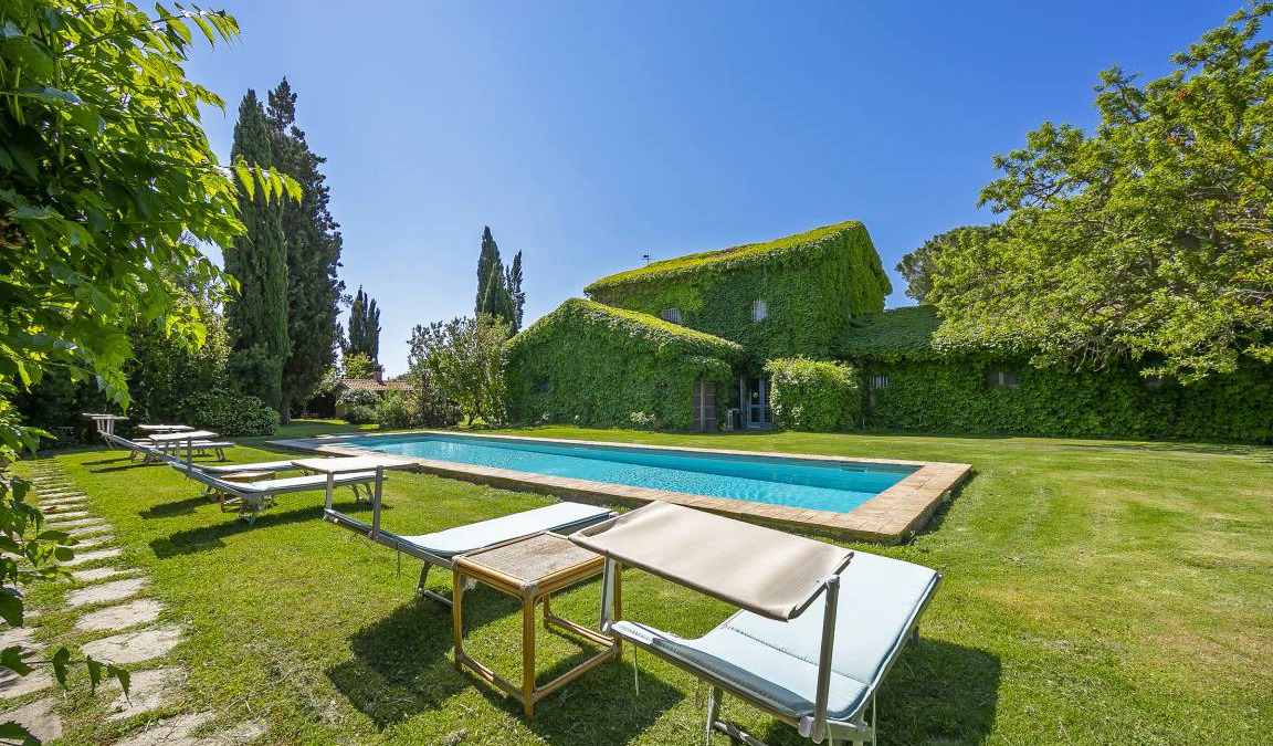 Tarquinia Villa | 320 m² Villa ∙ 6 bedrooms ∙ 12 guests