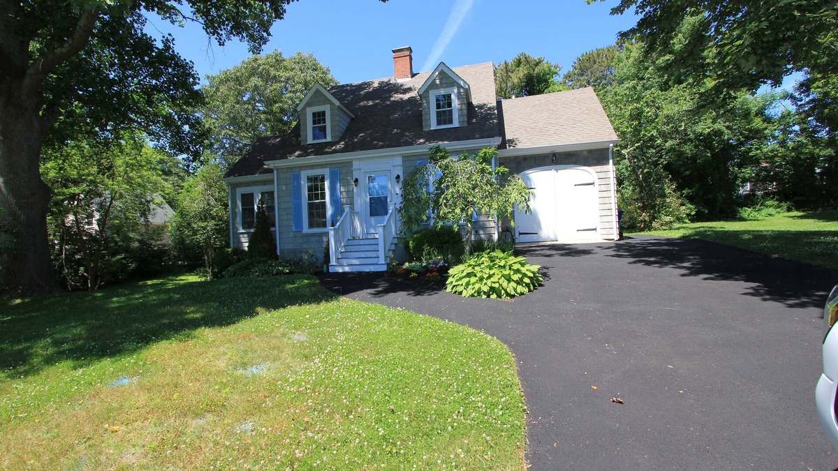 Sagamore Beach House | 321 Williston Rd - Charming 3BR Sagamore Beach Home - Pet Friendly, Central A/C!