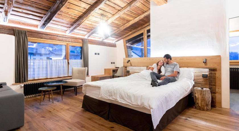 Tirano Hotel | 33 m² Hotel ∙ 127 guests