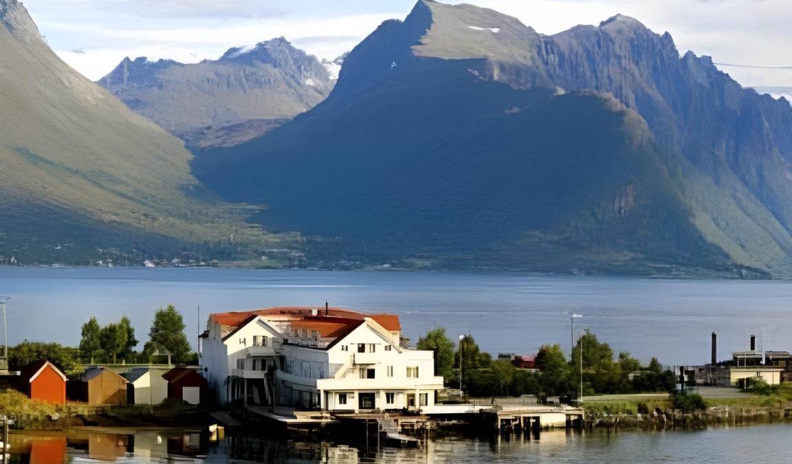 Solavagen Hotel | 33 m² Hotel ∙ 2 guests