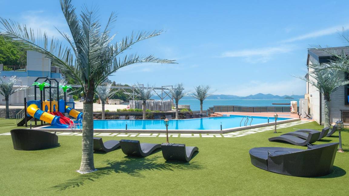 Dolsan-eup House | 330 m² Motel ∙ 3 bedrooms ∙ 12 guests