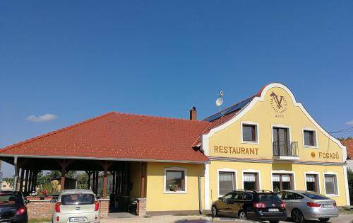 Gyor Bed & Breakfast | 34 m² Bed and breakfast ∙ 4 guests