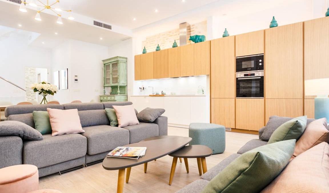 El Arenal Villa | 340 m² Villa ∙ 6 bedrooms ∙ 12 guests