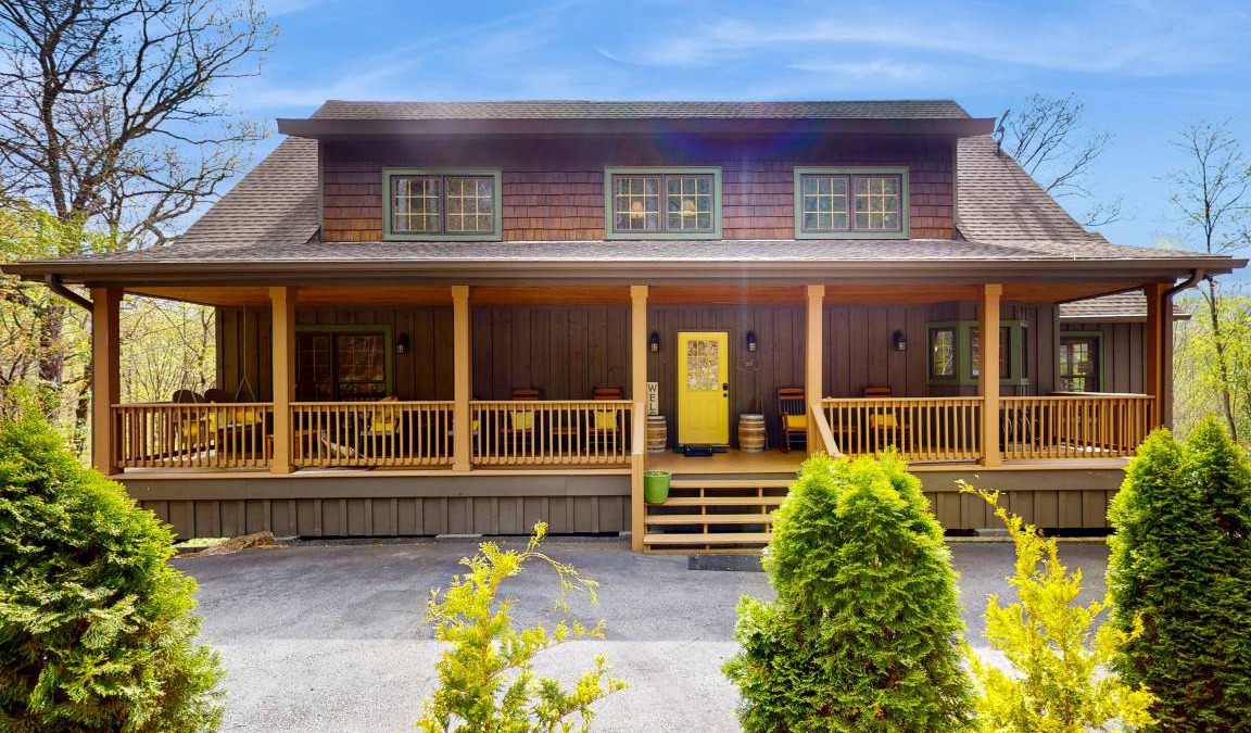 Sapphire House | 346 m² House ∙ 5 bedrooms ∙ 14 guests