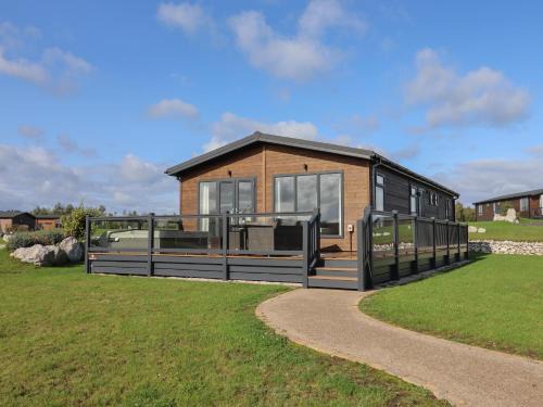 Oakmere House | 35 Delamere Point