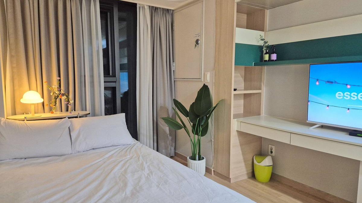 Pil-dong Apartment | 35 l Cozy studio in charming Seoul