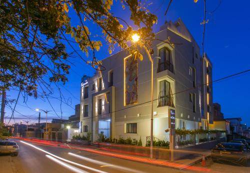 Algiers Hotel | 35 m² Hotel ∙ 127 guests
