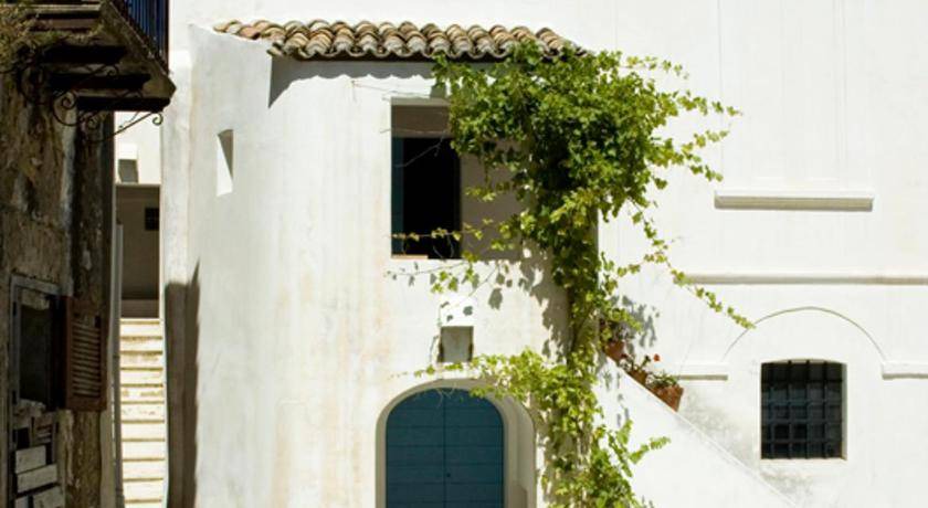 Strongoli House | 35 m² House ∙ 1 bedroom ∙ 2 guests