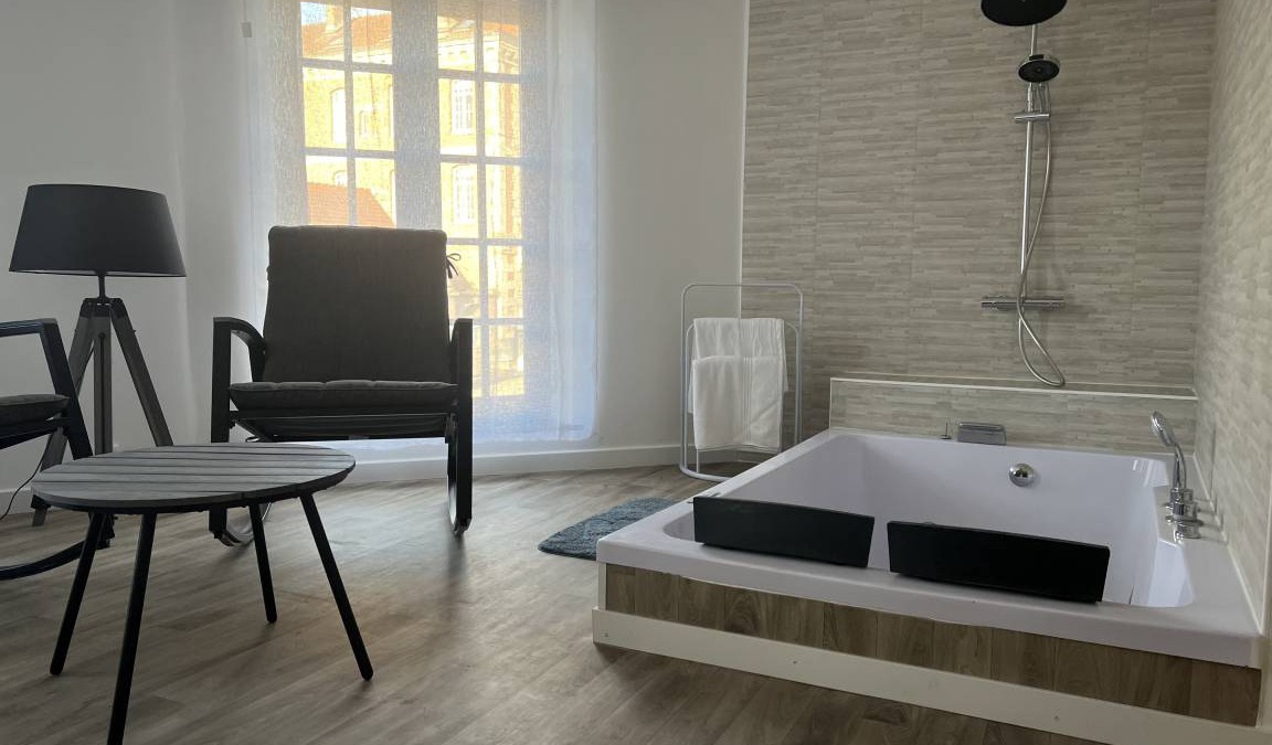Saint-Acheul Resort | 35 m² Private room ∙ 1 bedroom ∙ 2 guests