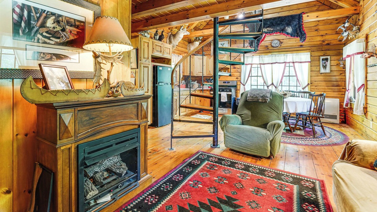 Orland Cabin | 35 Mi to Acadia: Rustic Retreat in Orland!
