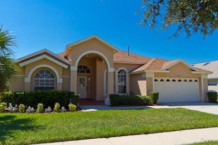 Orange Tree Villa | 35 - Relax & Play 4-Bed Villa with Pool & Game Room Minutes to Disney