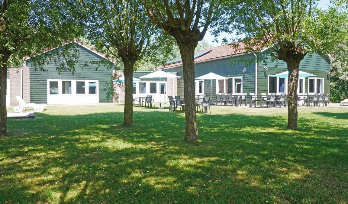 Brouwershaven House | 350 m² House ∙ 9 bedrooms ∙ 36 guests