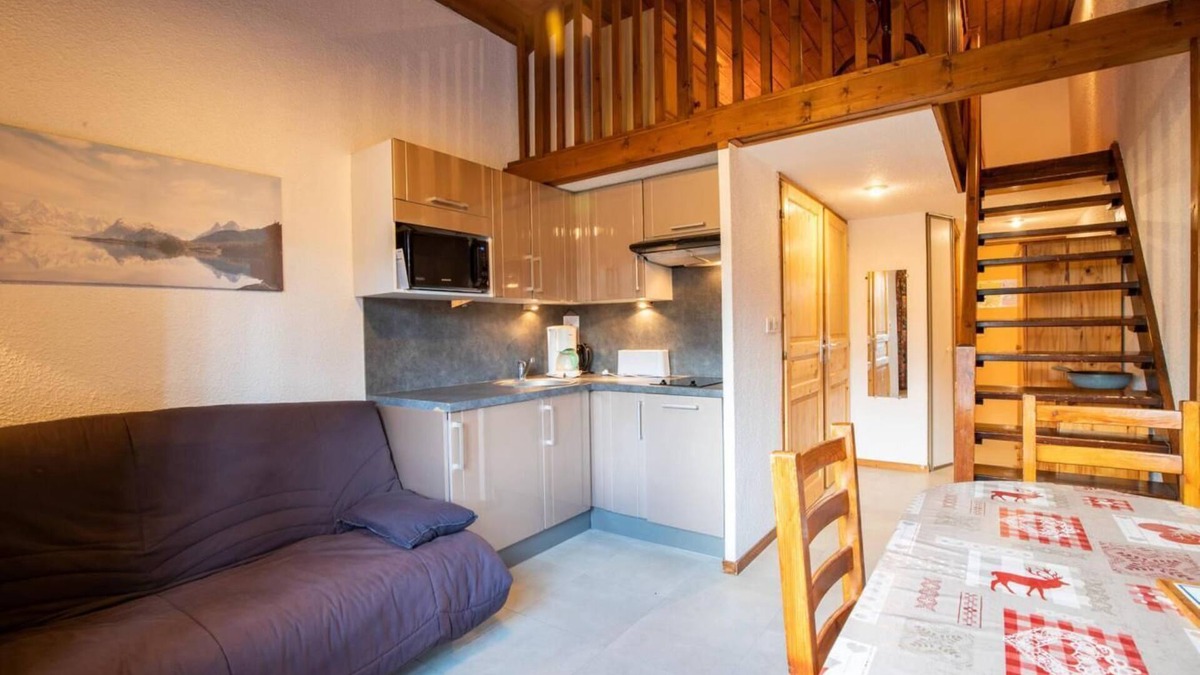 Villarodin-Bourget Apartment | 350m from ski lifts, 4th floor, balcony, tv, ski locker, 32m², La Norma