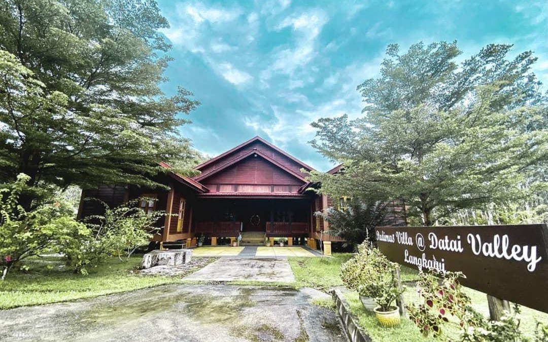 Kuala Teriang Resort | 354 m² Resort ∙ 5 bedrooms ∙ 127 guests
