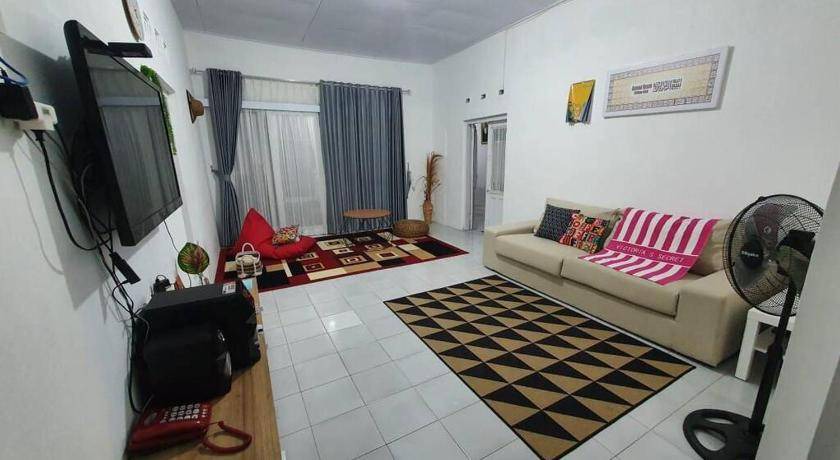 North Cirebon Villa | 356 m² Villa ∙ 4 bedrooms ∙ 10 guests