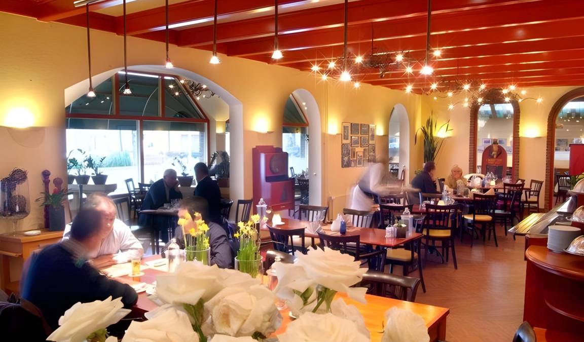 Nieuw-Vennep Hotel | 36 m² Hotel ∙ 127 guests
