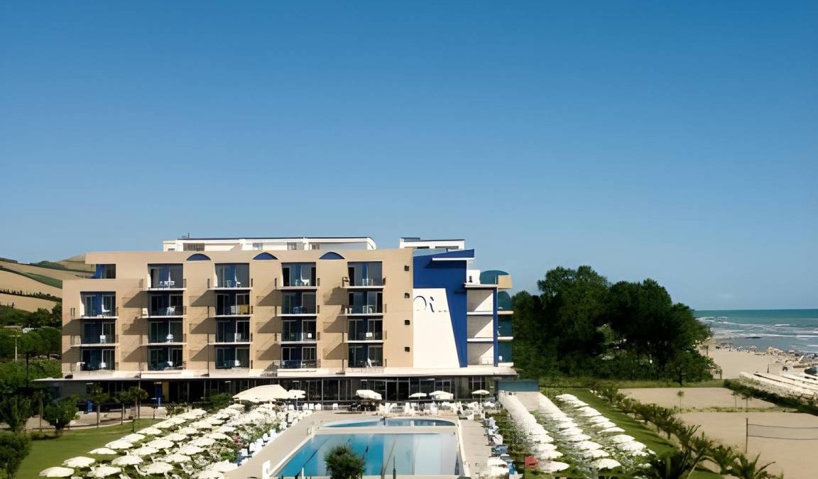 Roseto degli Abruzzi Hotel | 36 m² Hotel ∙ 6 guests