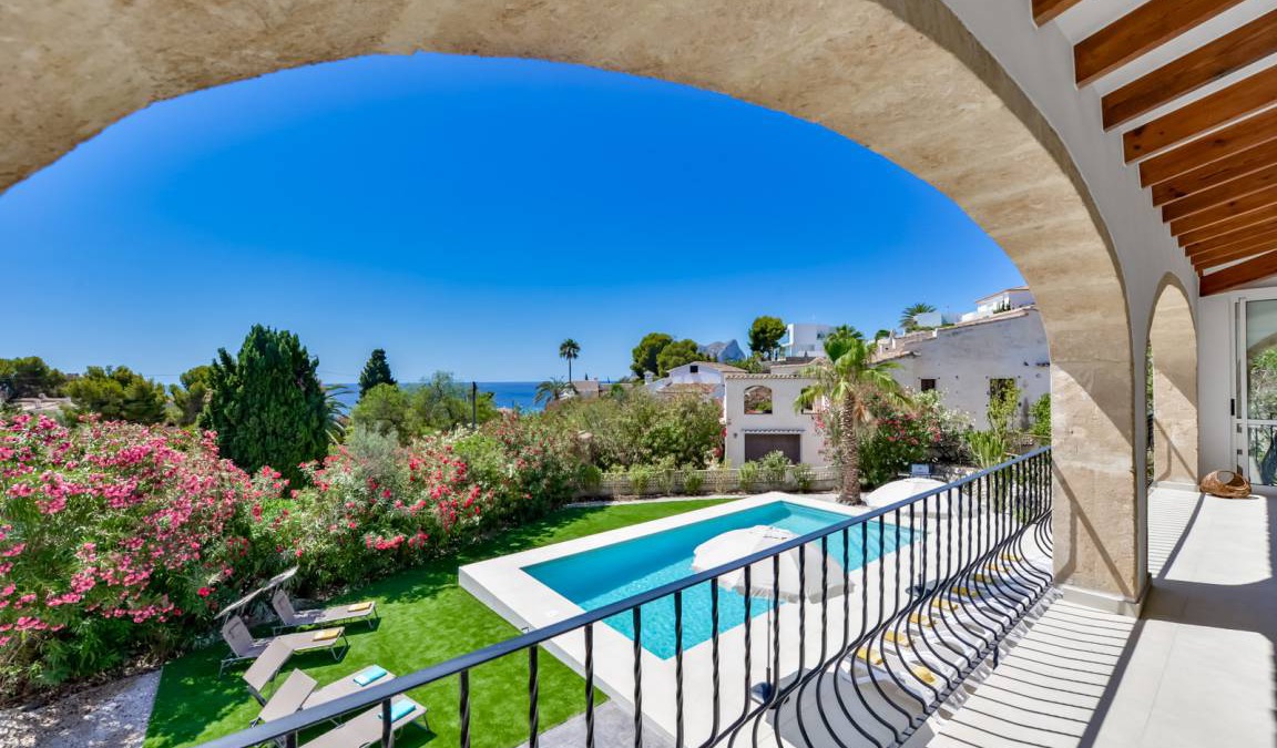 Urbanitzacio la Fustera Villa | 360 m² Villa ∙ 6 bedrooms ∙ 12 guests