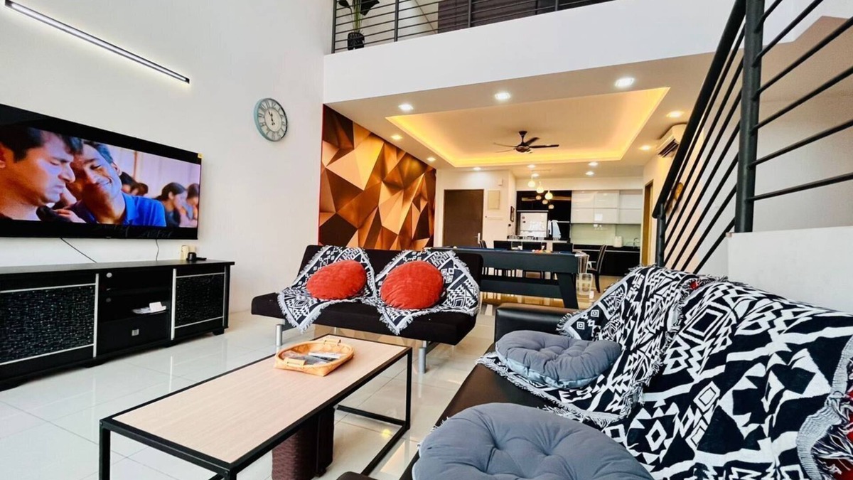 Benggali Condo | 360 View!