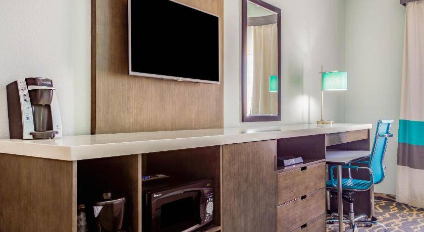Roanoke Hotel | 37 m² Hotel ∙ 127 guests