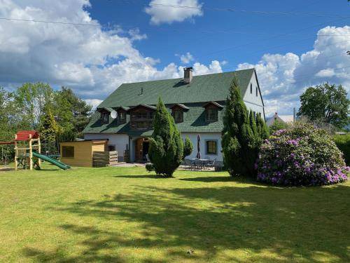 Liberec House | 370 m² House ∙ 5 bedrooms ∙ 22 guests