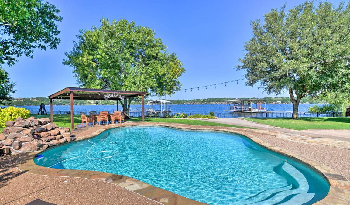 Granbury House | 375 m² House ∙ 5 bedrooms ∙ 14 guests