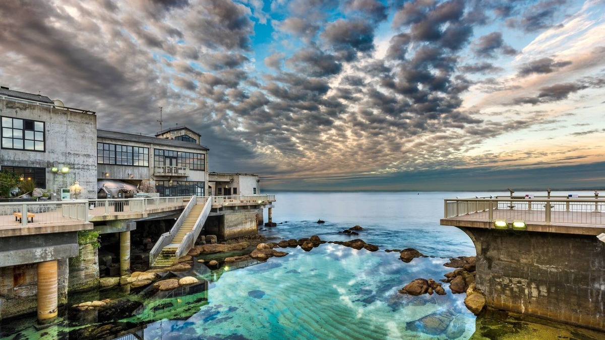 Del Monte Forest House | 3786 Adobe by the Sea ~ Golf Course & Distant Ocean Views, Walk to the Beach!