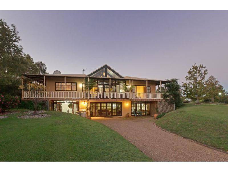 Pokolbin Cabin | 380 m² Lodge ∙ 14 bedrooms ∙ 32 guests