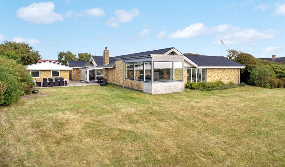 Hirtshals House | 392 m² House ∙ 4 bedrooms ∙ 8 guests