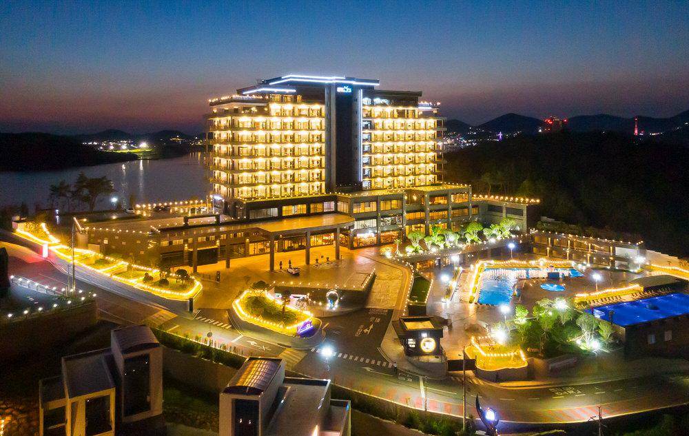 Dolsan-eup Hotel | 393 m² Hotel ∙ 3 bedrooms ∙ 127 guests