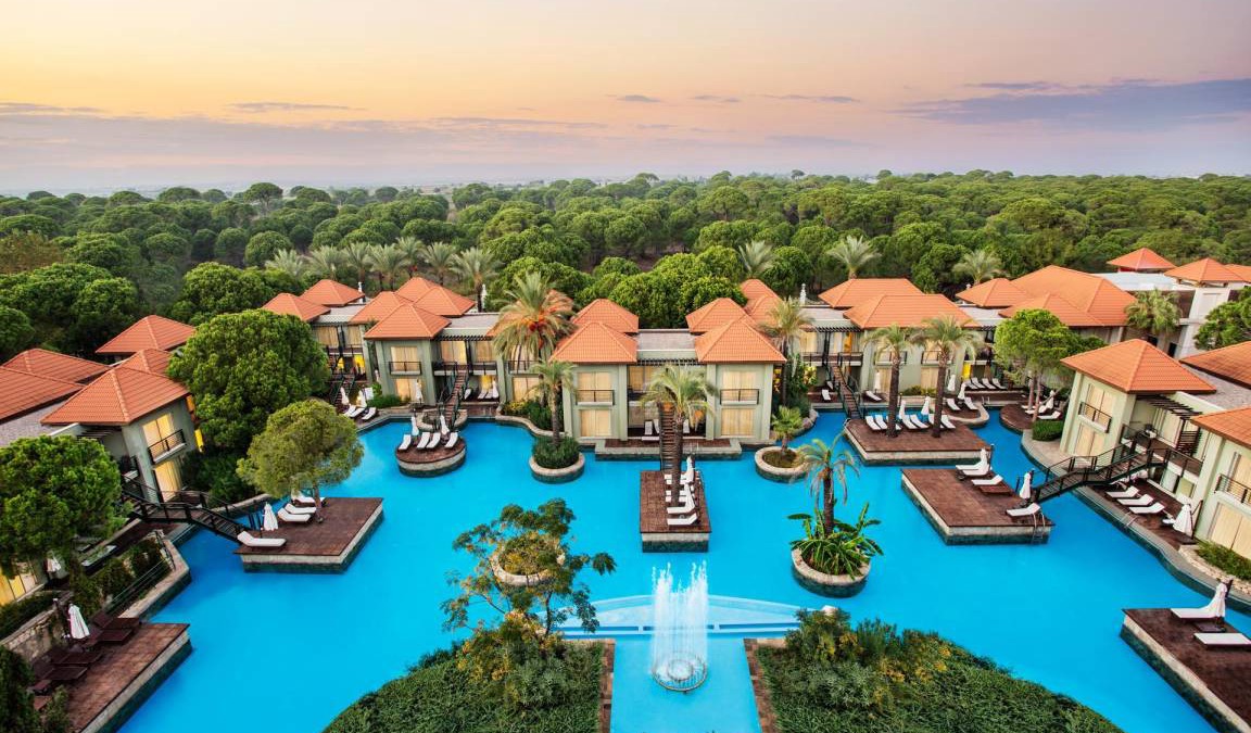 Lara Hotel | 396 m² Hotel ∙ 4 bedrooms ∙ 127 guests