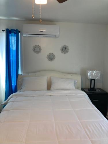 Primos Secane Apartment | 3bd 1bath Home away from home with luxury
