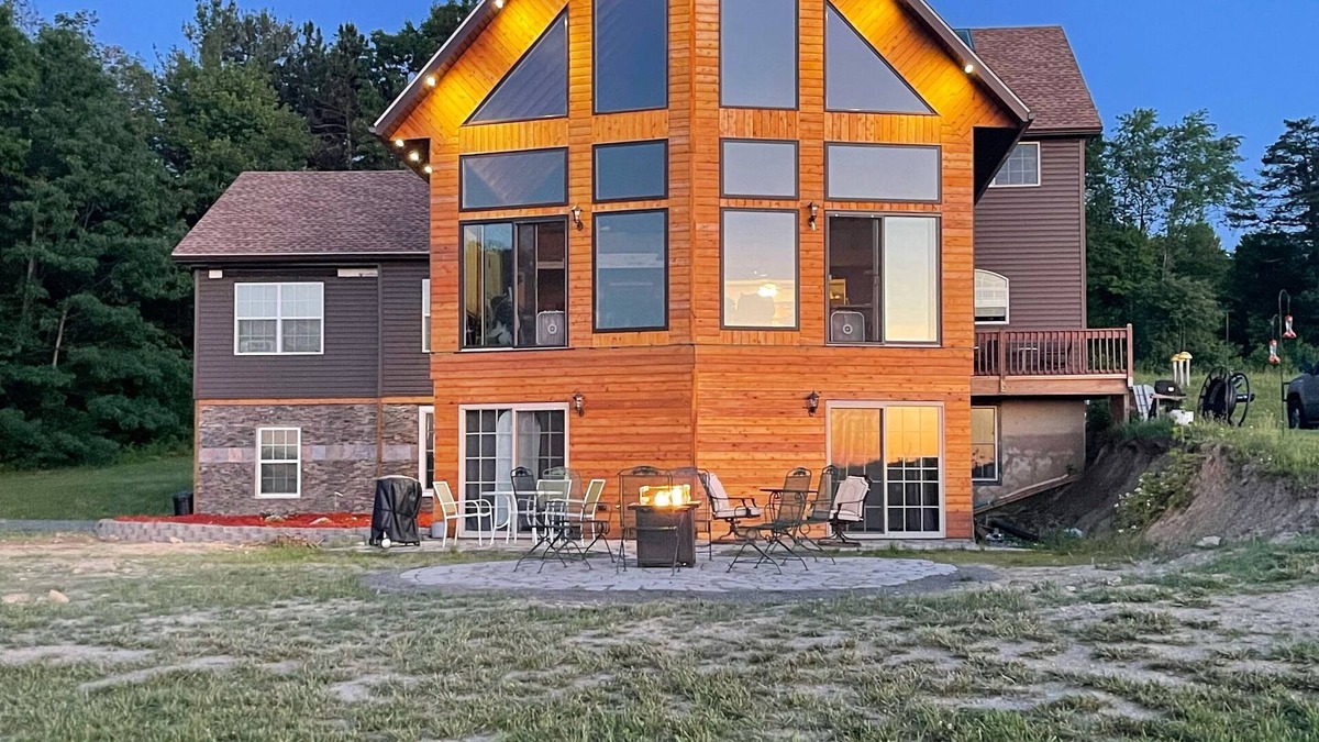 Etna Condo | 3BD/2B Condo close to skiing with great views