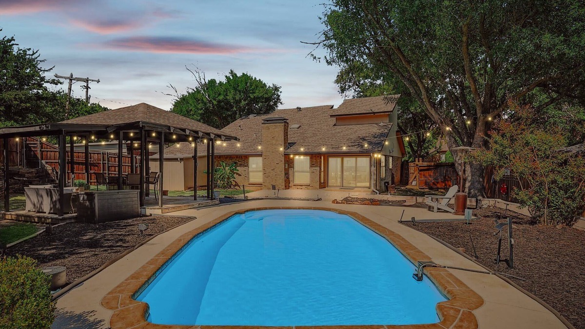 Las Colinas House | 3BD Retreat with Pool & Patio, Mins to Attractions