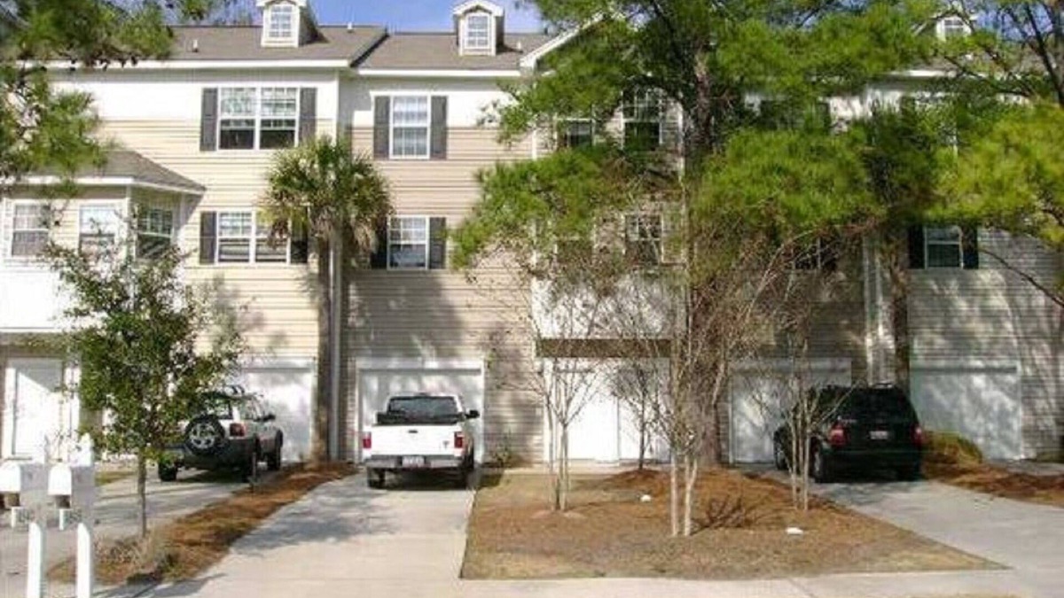 North Charleston House | 3bedroom 3.5bath Spacious, Garage with 6 beds