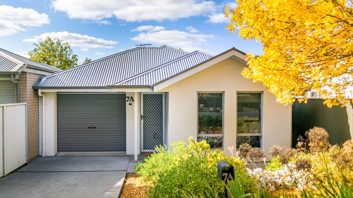 Mount Barker House | 3bedroom Modern Home in Mt Barker, 8km to Hahndorf