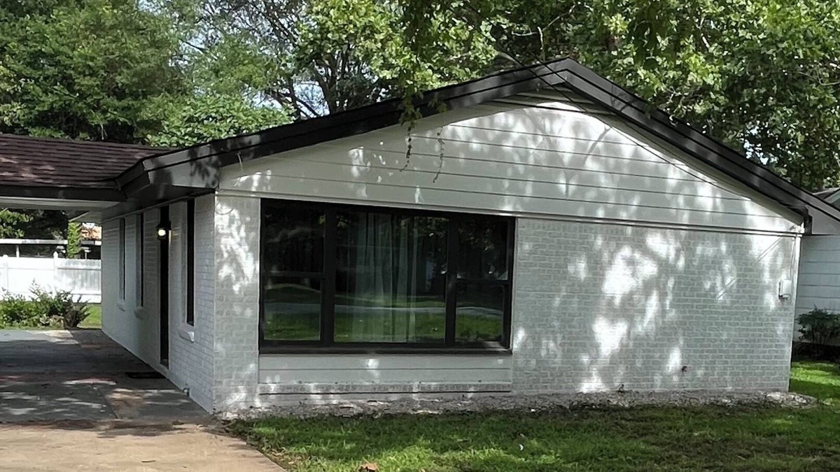 Rayville House | 3BR/1.5 BA house located in quiet neighborhood in Rayville, La.