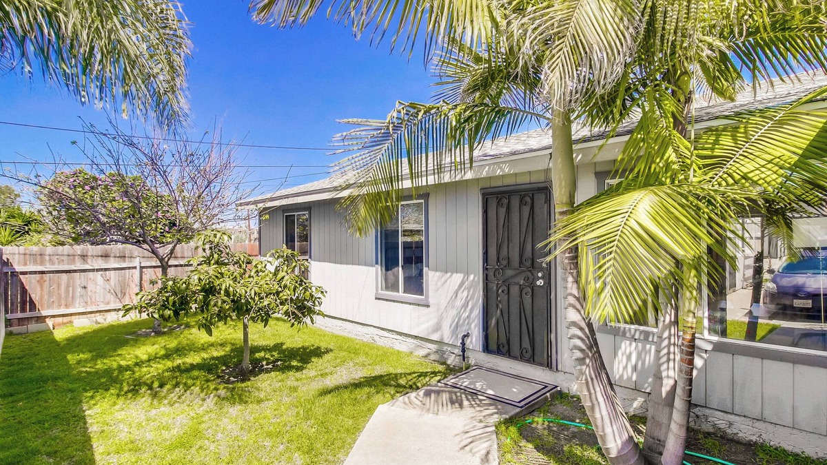 Imperial Beach House | 3BR - 2Bth Ranch Home with Gated Yard, Near Beach