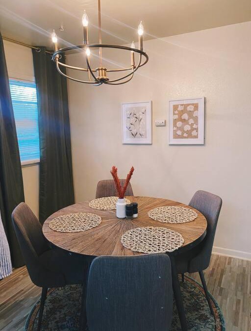 Amarillo House | 3BR 2min from I-40,near DT, 21 min Palo Duro