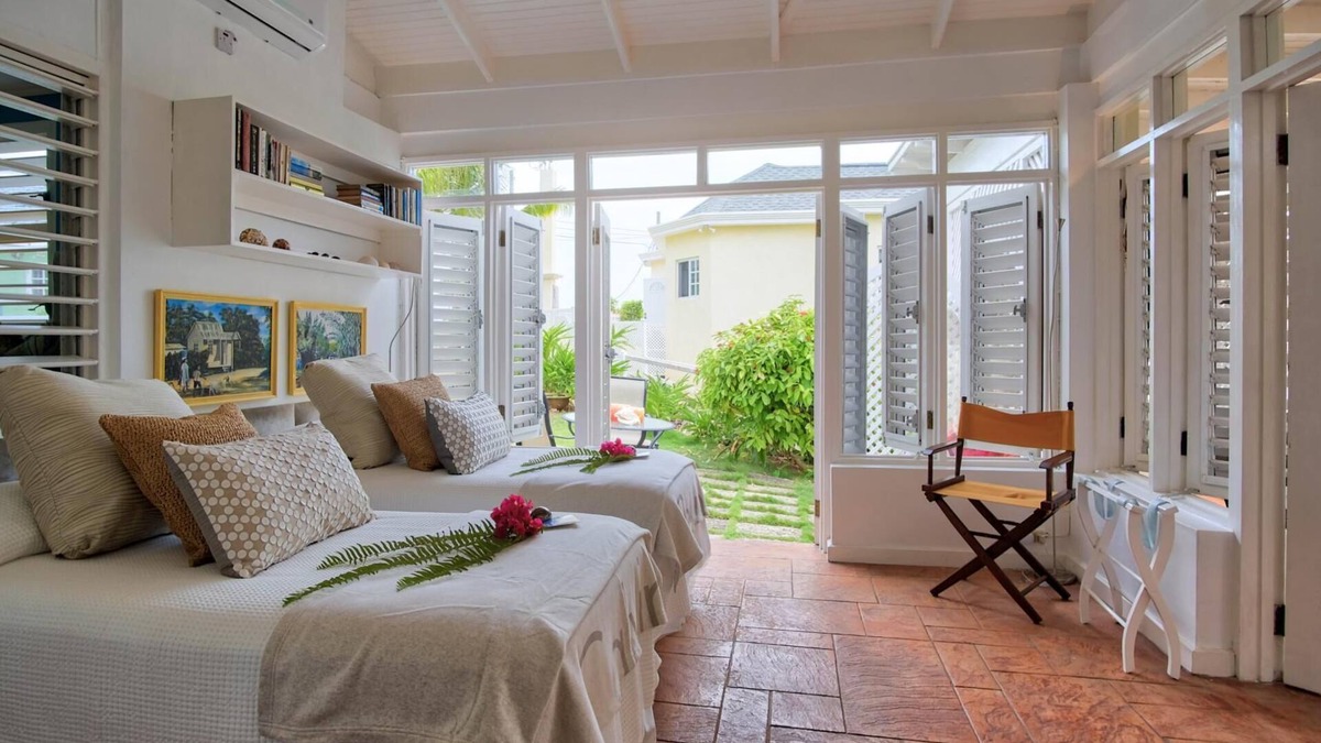 Silver Sands Villa | 3BR Beachfront Villa w/Staff-DV