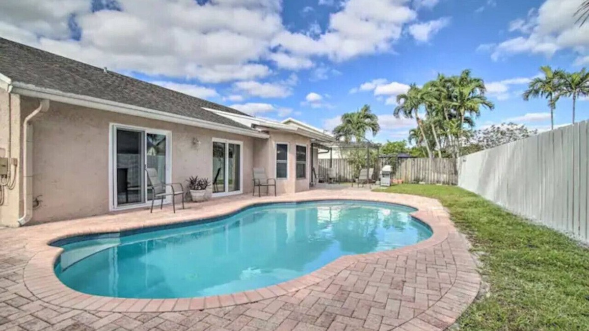 Lauderhill House | 3BR Home w/Private Pool near Sawgrass Mills Mall