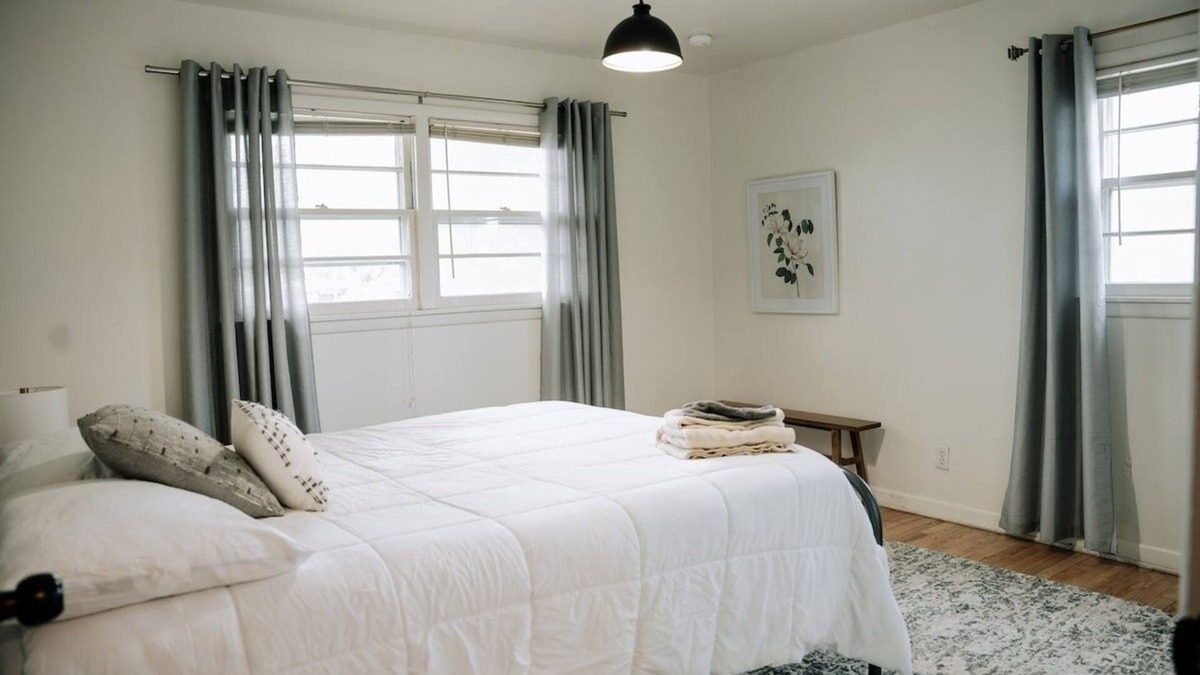 Amarillo House | 3BR| I-40,near DT, 21 min Palo Duro