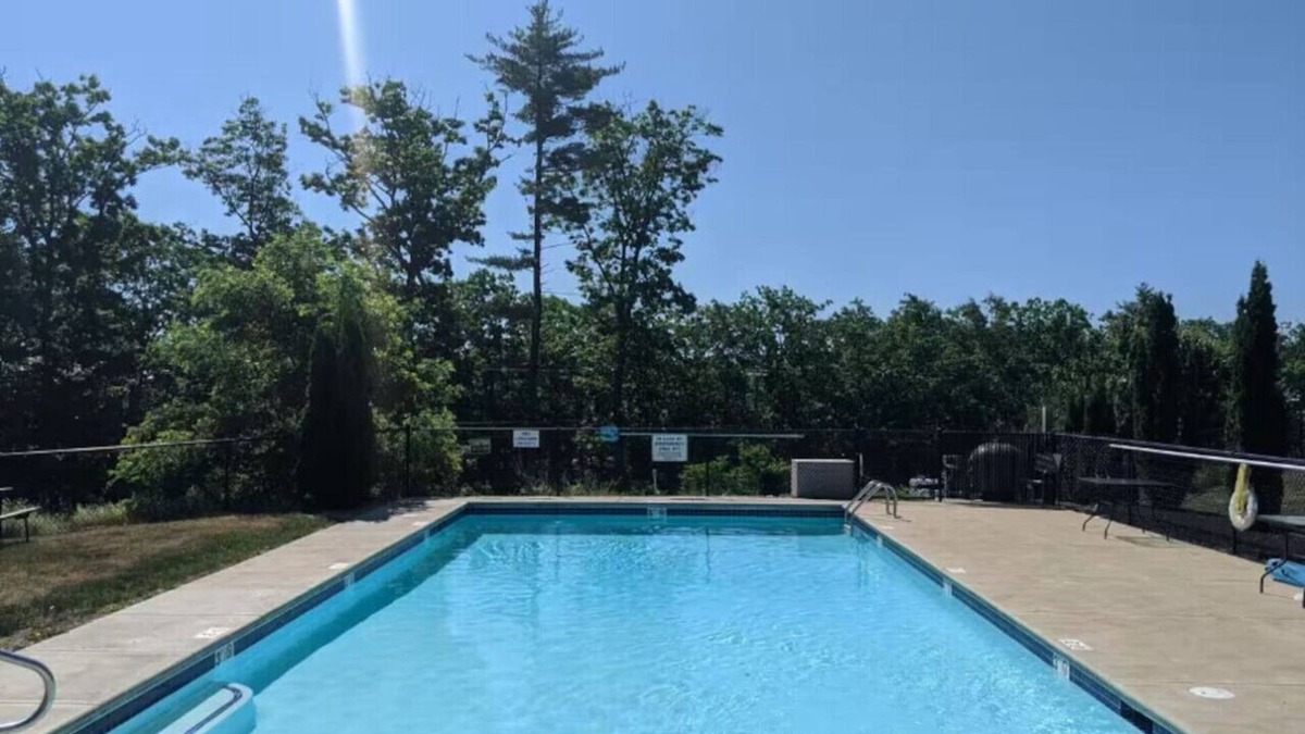 Laconia House | 3BR + Loft | Pool, Firepit, Walk to Boardwalk