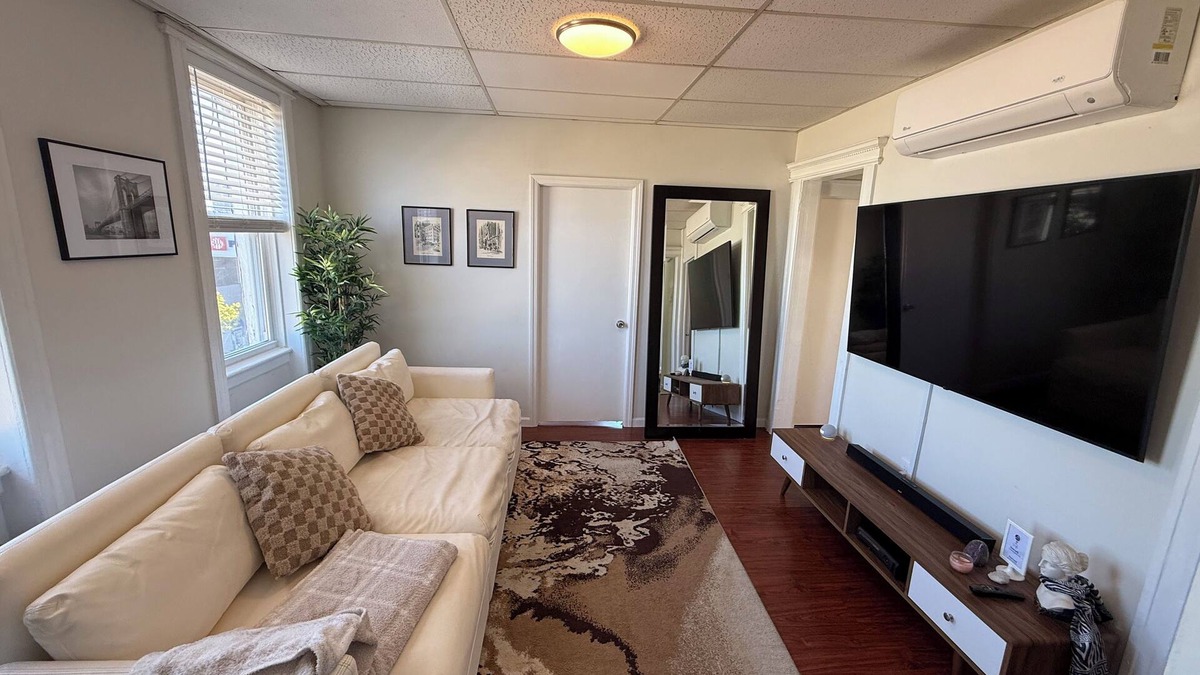 West New York Apartment | 3BR Smart Home Apartment Sleeps 11 20 Min to Times Sq